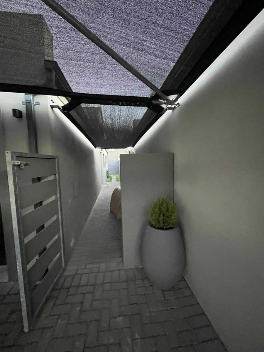 2 Bedroom Property for Sale in Anchorage Park Western Cape